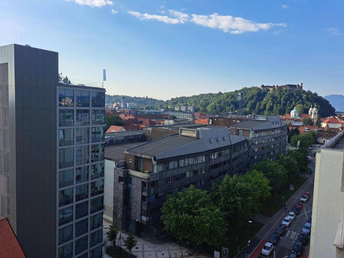 Apartment Center With A Castle View, Parking *