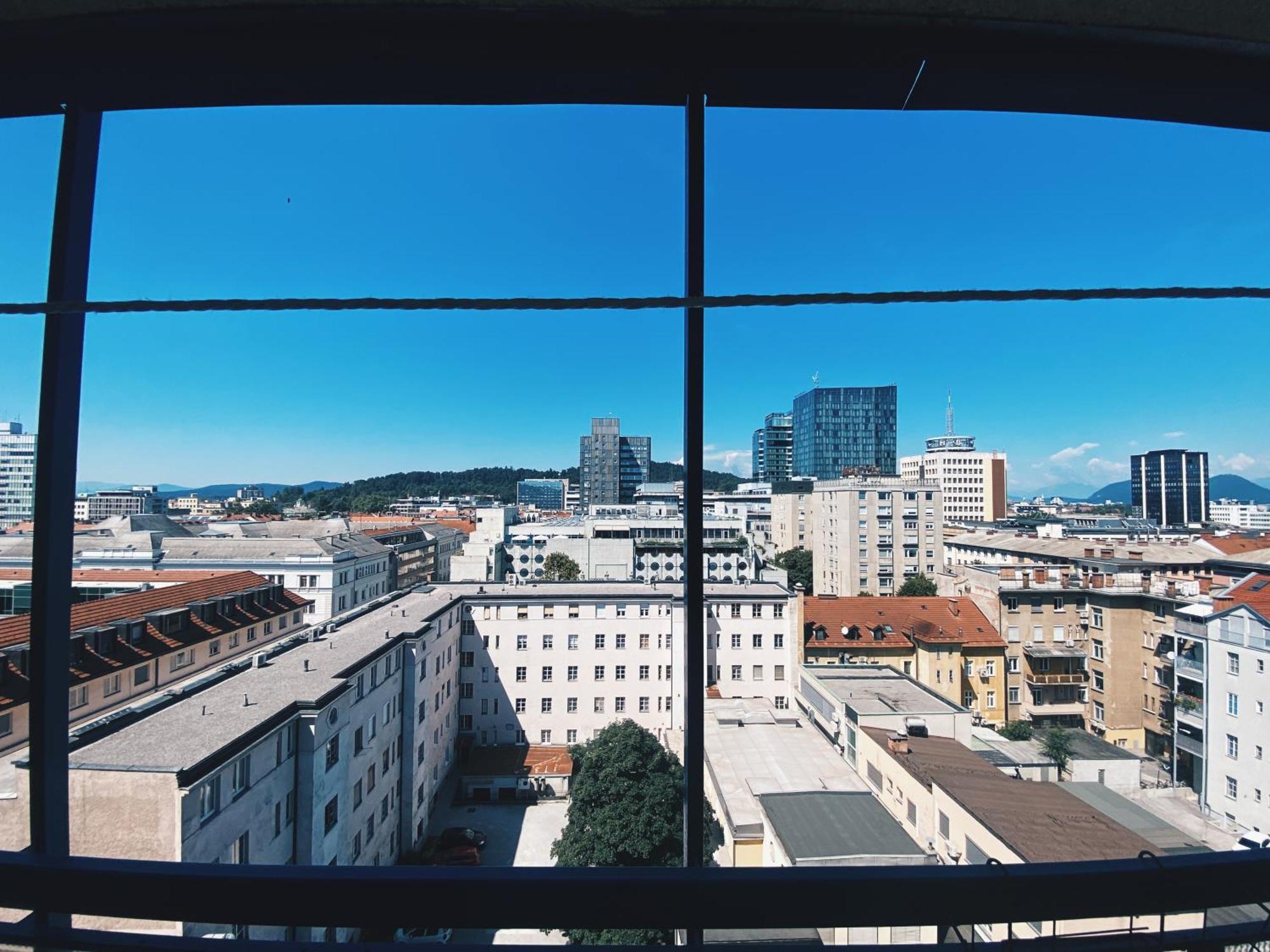 Center With A Castle View, Parking * Laibach
